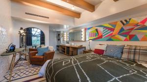 a bedroom with a bed and a desk in a room at HOTEL CLAD in Gotemba +196 photos