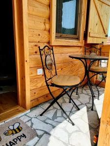 Patio o area all'aperto di Magical Log House