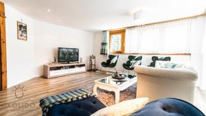 Μια τηλεόραση ή/και κέντρο ψυχαγωγίας στο Annas Place im Haus zer Briggu Saas-Grund