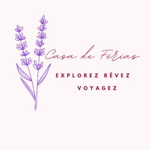 Un dibujo de una flor de lavanda sobre un fondo blanco. en Casa De Férias, en Volvent