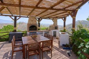 Φυσικό τοπίο κοντά σε αυτή η εξοχική κατοικία
