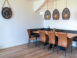 Φωτογραφία από το άλμπουμ του Spacious holiday home in Leons with garden σε Leons +32 φωτογραφίες