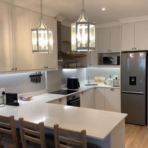 Køkken eller tekøkken på Apartment Franschhoek 121 Lermitage