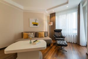 Posezení v ubytování Pakat Residences