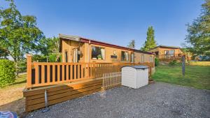 Το κτήριο όπου στεγάζεται  η παραθεριστική κατοικία