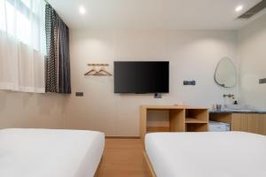 Gallery image of Shanghai Kaiman Platinum Hotel - Laoximen Metro Station Branch in Shanghai