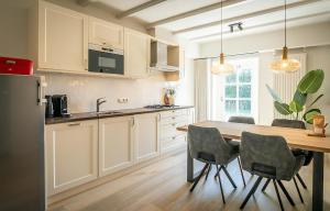 Dapur atau dapur kecil di S-5 Hoeve Holland