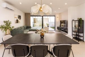 Photo de la galerie de l'établissement Villa Logos, à Dugi Rat 30 autres photos