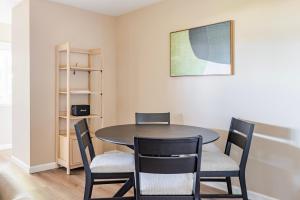 Fotografie z fotogalerie ubytování Blueground Pruneyard Dry Creek pool nr Park SFO-1891 v destinaci Campbell