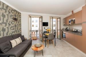 Кухня или мини-кухня в Duplex Charmant et Central Cannes Forville
