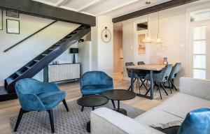Ruang duduk di T-3 Hoeve Holland