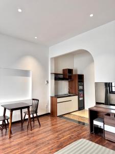 Η κουζίνα ή μικρή κουζίνα στο DN Apartment