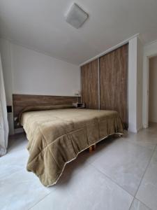 Postel nebo postele na pokoji v ubytování Brillante departamento