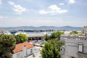 Naturlandskabet i nærheden af lejligheden