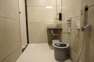 Bagno di A Square Executive Hotel