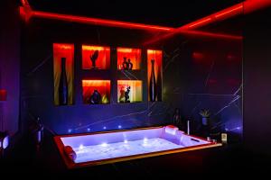 Φωτογραφία από το άλμπουμ του La Favorite - Suite de luxe 100 m2 στο Σατωρού +3 φωτογραφίες