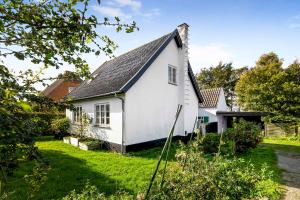 Zahrada ubytování Cozy Cottage On North Bornholm + 18 fotografií