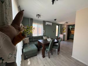 Khu vực ghế ngồi tại Kamberovi house Kalofer Къща Камберови Калофер