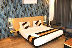 Φωτογραφία από το άλμπουμ του Tipsyy Inn Suites 003 σε Γκουργκάον