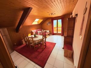 Posezení v ubytování Chalet Loupnots 3P avec vue