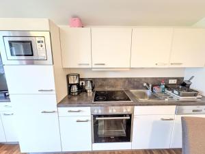 Η κουζίνα ή μικρή κουζίνα στο Apartment Justine - Top 9 by Interhome +20 φωτογραφίες