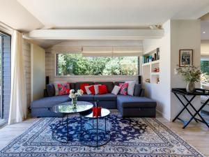 Ruang duduk di Villa Le Grand Large by Interhome