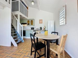 Køkken eller tekøkken på Holiday Home Plein Océan-5 by Interhome