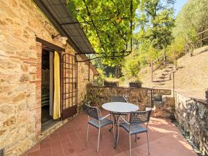 Balkón nebo terasa v ubytování Holiday Home Alle Piane by Interhome