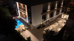 Πισίνα στο ή κοντά στο Solmare Suites