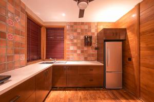 Η κουζίνα ή μικρή κουζίνα στο Nine Oaks