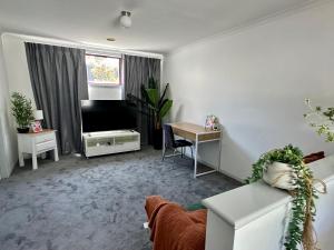 Χώρος καθιστικού στο Stylish Townhouse in Kensington