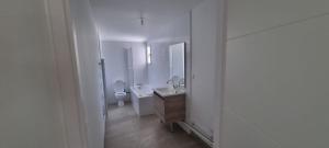 Ένα μπάνιο στο Maison de vacances dans les Marais