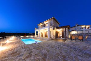Gallery image of Orient Villas Volimes in Volímai
