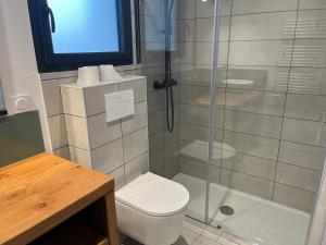 Ένα μπάνιο στο Location charmante Bassin d'Arcachon La Teste de Buch , Gironde , France