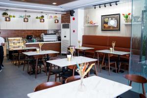 Ресторан / где поесть в OYO 1168 Gimaca Boutique Hotel & Cafe