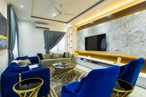 Μια τηλεόραση ή/και κέντρο ψυχαγωγίας στο RB homes