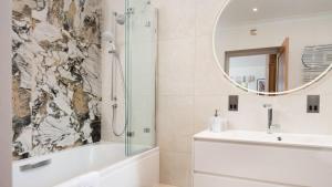 Et badeværelse på The Apple House + 15 billeder