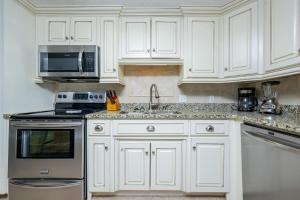 Nhà bếp/bếp nhỏ tại Phoenix X 809 condo