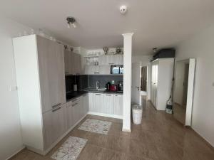 Køkken eller tekøkken på Private apartment in complex Diamond