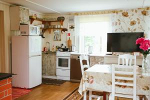 Kuchyň nebo kuchyňský kout v ubytování Kalamehe Farmstay