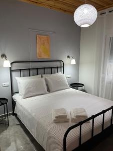 Кровать или кровати в номере Ocean Breeze