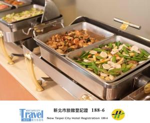 汽车旅馆内部或周边提供的食物