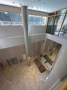 einen Blick über ein Zimmer in einem Gebäude in der Unterkunft TrevizZo Allianz Parque Palmeiras in São Paulo