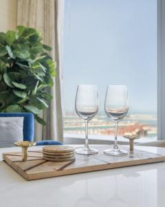 Foto dalla galleria di GuestReady - Serene Retreat at The Palm Tower a Dubai Altre 17 foto