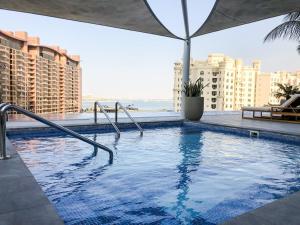 Foto dalla galleria di GuestReady - Serene Retreat at The Palm Tower a Dubai