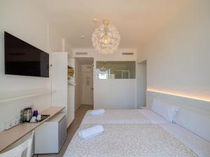 Gallery image of Hostal Marina Cadaqués in Cadaqués