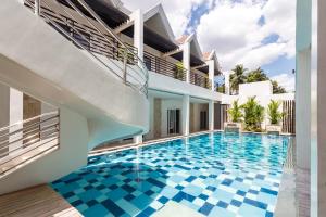 Bazén v ubytování Winds Boutique Hotel nebo v jeho okolí