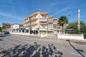 Budova, kde se apartmán nachází + 19 fotografií