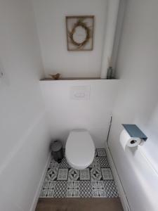 Ένα μπάνιο στο L'escape Rue Calme - Free parking