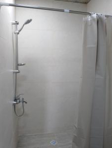 Et badeværelse på Hotel Nia